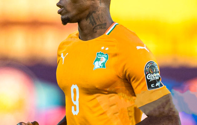CAIRO, EGYPT - JUNE 24: Wilfried Zaha of Cote d'Ivoire looks on during the 2019 Africa Cup of Nations Group D match between Cote d'Ivoire and South Africa at Al-Salam Stadium on June 24, 2019 in Cairo, Egypt. (Photo by Sebastian Frej/MB Media/Getty Images)