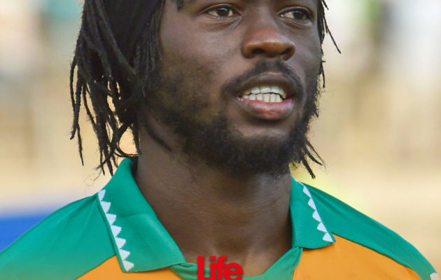 Ivory Coast's Gervais Yao Kouassi Gervinho poses ahead of the FIFA 2018 World Cup qualification football match between Ivory Coast and Gabon at The Stade la Paix in Bouaké on September 5, 2017.  / AFP PHOTO / ISSOUF SANOGO        (Photo credit should read ISSOUF SANOGO/AFP via Getty Images)