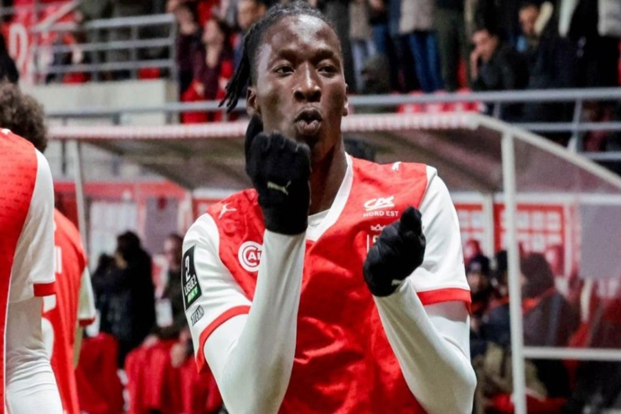 Mercato : La Roma cible un jeune milieu ivoirien pour renforcer son entrejeu