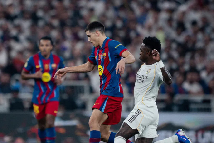 Pronostic Barcelone – Real Madrid : cote 1,77 et compos probables d&rsquo;un duel au sommet en Liga