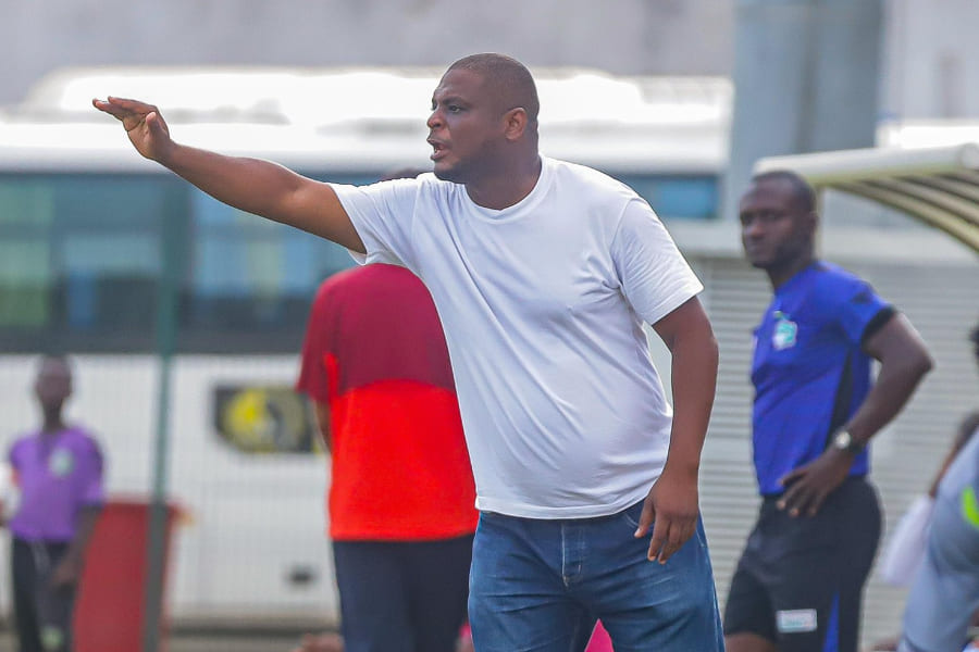 Ligue 1 LONACI : Face aux problèmes d’arbitrage, l&rsquo;entraîneur de Mouna FC charge le président de la Fédération